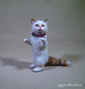 miniature 1:12 dollhouse cat
