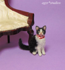 miniature 1:12 dollhouse tuxedo sitting cat