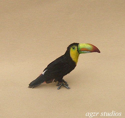 1:12 Scale Large & Small Yellow Parrots Tumdee Dolls House Miniature Bird P5 