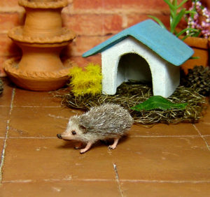 1:12 miniature hedgehog micro pet dollhouse diorama porcupine