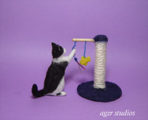 1:12 handmade miniature 1:12 dollhouse cat kitten & toy