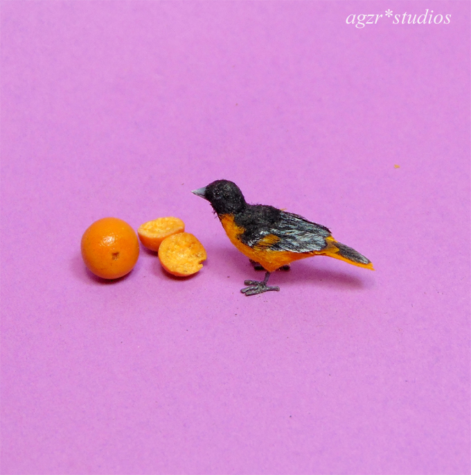 1:12 miniature baltimore oriole bird feathered realistic lifelike pet animal