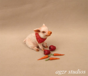 1:12 dollhouse miniature furred piglet pig animal dollhouse scale