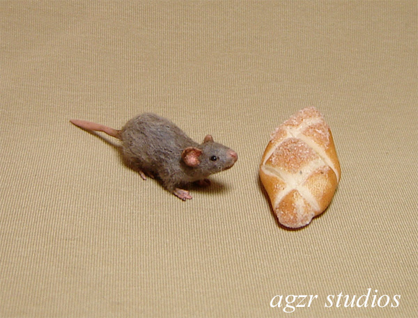 1:12 furred miniature grey rat mouse handsculpted dollhouse