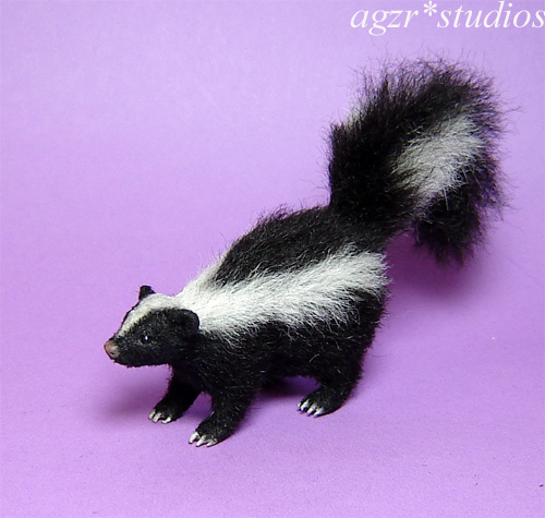 1:12 realistic skunk furred handmade dollhouse scale animal